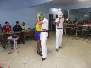 O evento também foi marcado por apresentações culturais (Foto: Divulgação/Facebook)