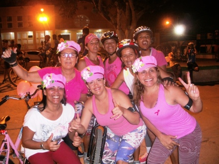 As mulheres participaram em bom número na pedalada. (Foto:IguaíBAHIA)