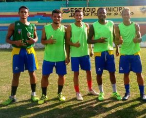 Gugu e companheiros de time (Foto: Divulgação)